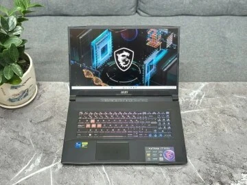 MSI KATANA 17 B13VFK -I7-13620H 4.9 GHz - 32GB - 1TO SSD   RTX 4060  17.3  IPS 144HZ