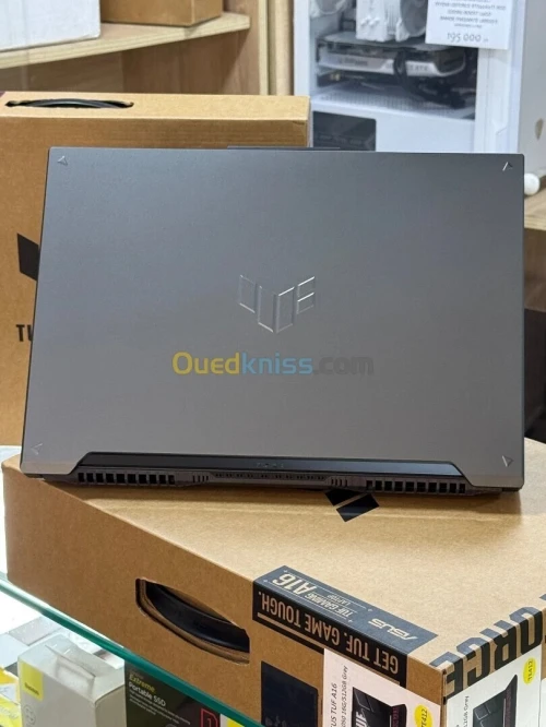 ASUS TUF Gaming A16 (2024) RTX 4050 / Ryzen 7 7445HS / 16 Go RAM / 512 Go SSD / 16" 165Hz