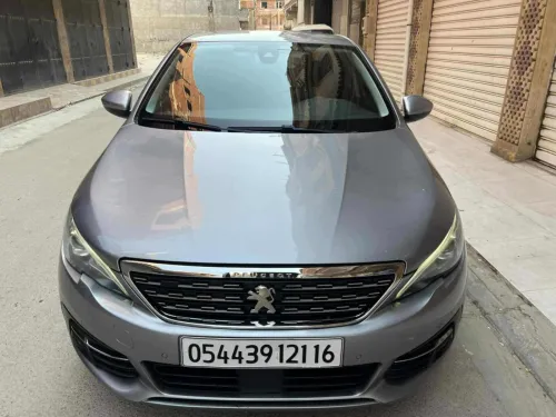 Peugeot 308 2021 