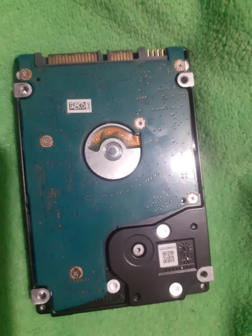 العنوان: Disque Dur HDD Laptop 320GB Toshiba - حالة ممتازة