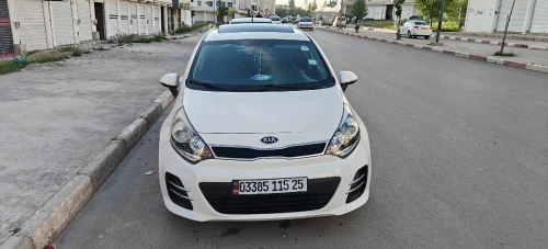 Kia Rio 5 portes 2015 Funny Facelift 