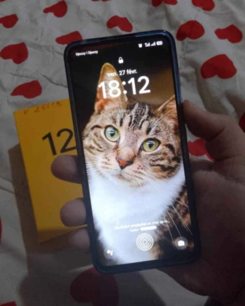 realme 12 realme 12