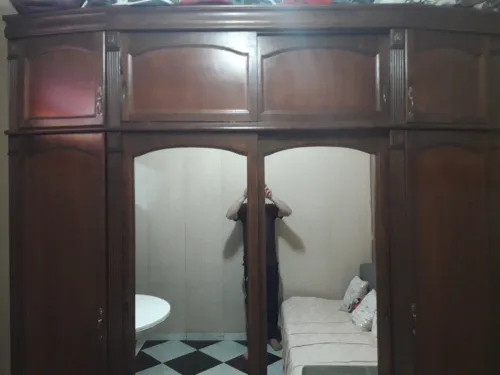 Armoire et coiffeuse 