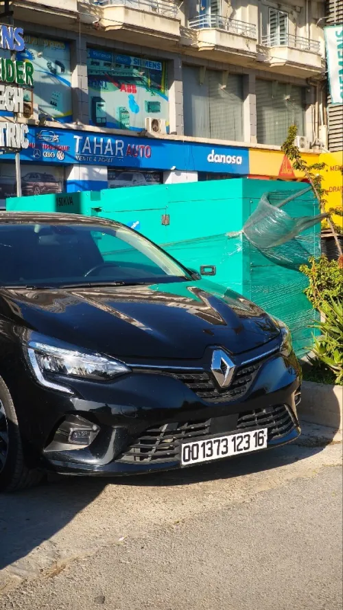 Renault Clio 5  2023 