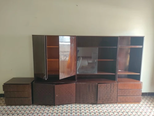 Meuble en véritable de bois vintage type année 70
