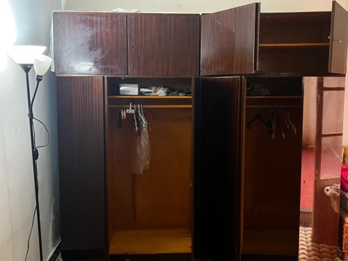 Meuble en véritable de bois vintage type année 70