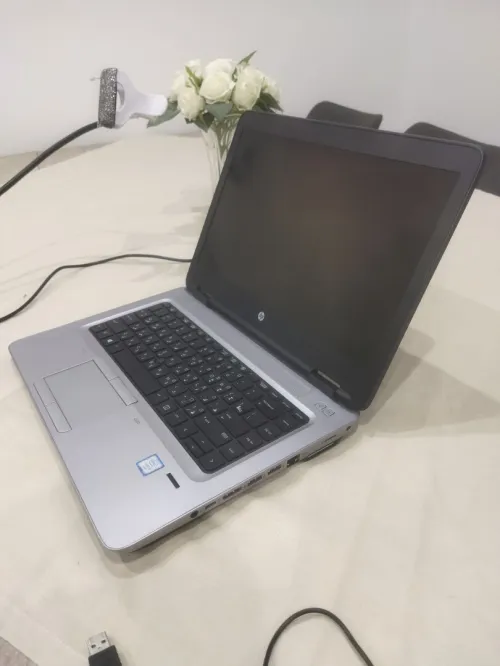 PC PROBOOK  HP I5  6ÉME  RAM 8 GB 256G SSD  14 POCE  2,40 GHz