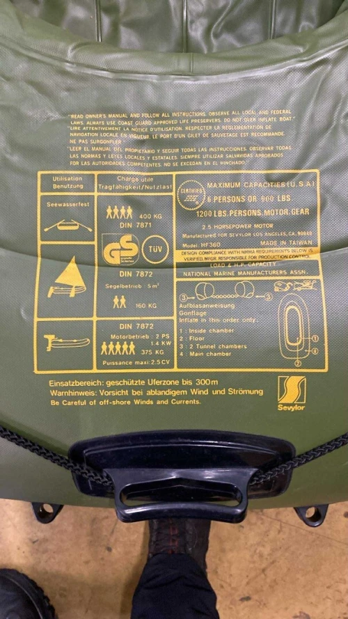 bateau gonflable Sevylor Fish Hunter, spécifiquement le modèle HF360