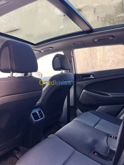 Hyundai Tucson 2018 4X4 MAJMOLA BOIT AUTO TT OPTIONS