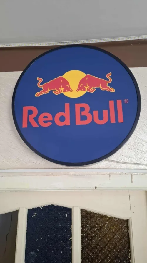 LOGO REDBULL