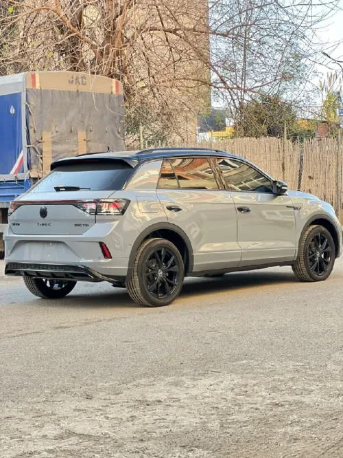 Volkswagen T-Roc 2025 R-Line 