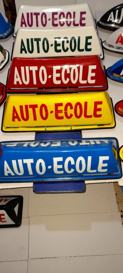 Panneaux de toit auto ecole