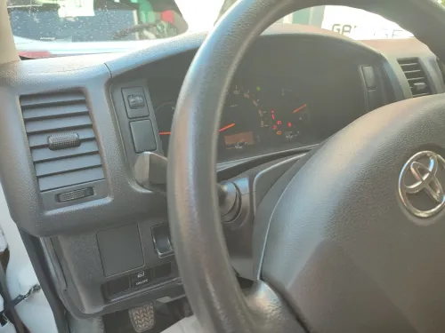 Toyota Hiace 15 place 2016 Mini bus
