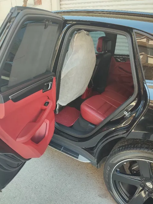 Porsche Macan 2019 GTS full black