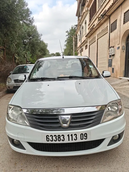 Renault Logan 2013 La tout