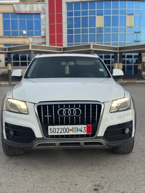 Audi Q5 2011 Off Road