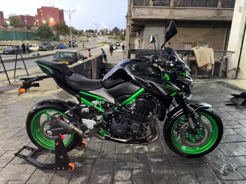 Yamaha 562 techmax e Kawasaki Z900 125cv 562 e Z900 2023