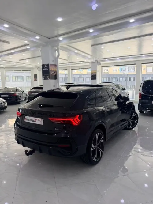 Audi Q3 2024 S Line