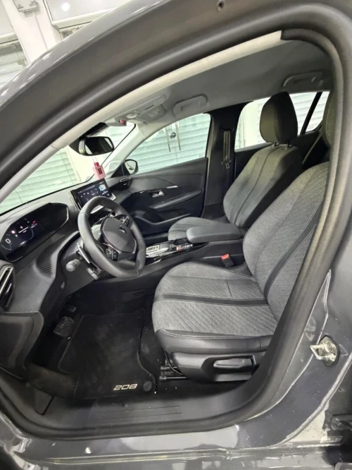 Peugeot 208 2025 Allure Pack