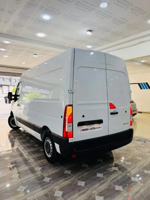 Renault Master 2025 2 Paneu