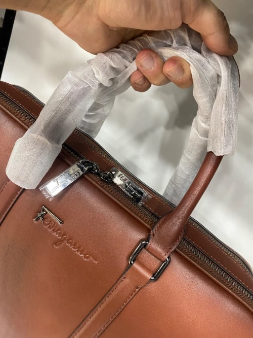 Cartable en cuir véritable
