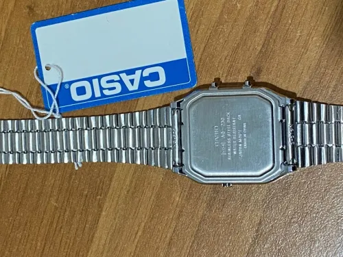 Montre classique CASIO Vintage double affichage