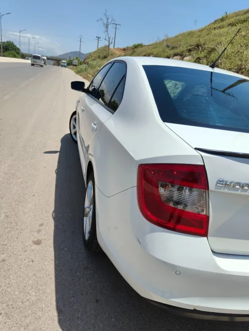 Skoda Rapid 2015 Rapid