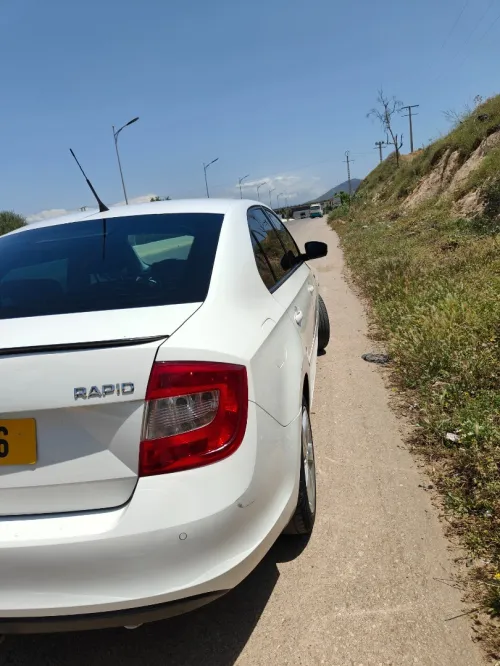 Skoda Rapid 2015 Rapid