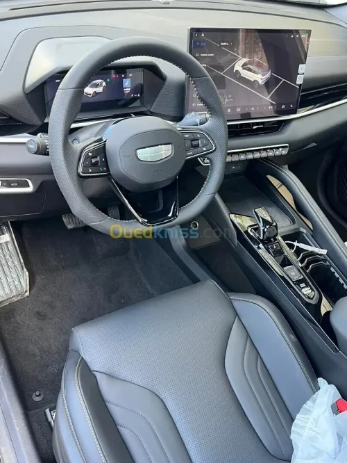 Geely Coolray 2026 