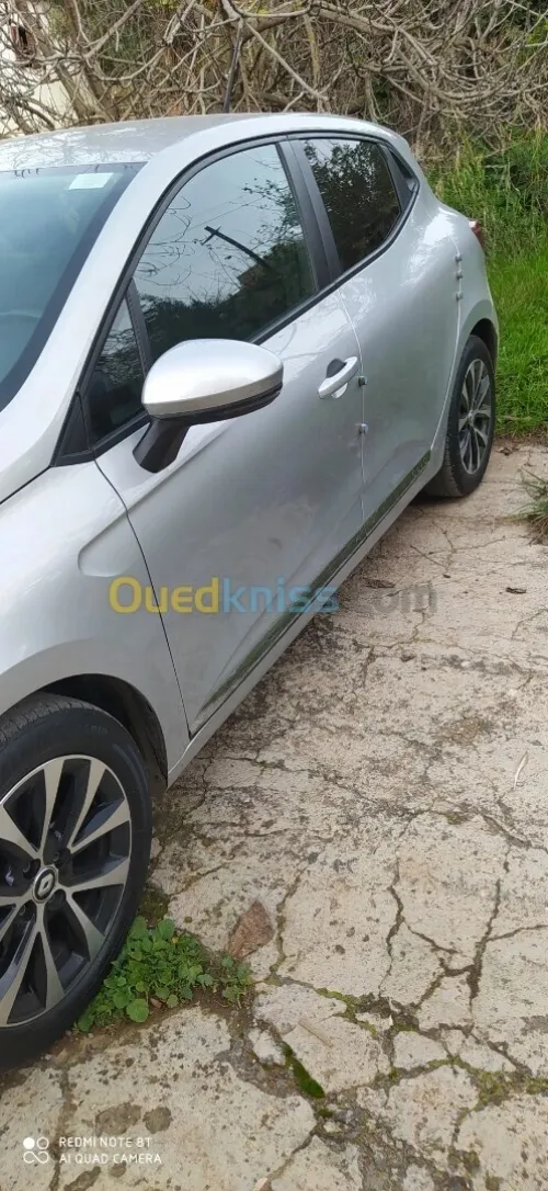 Renault Clio 5  2023 Equilibre