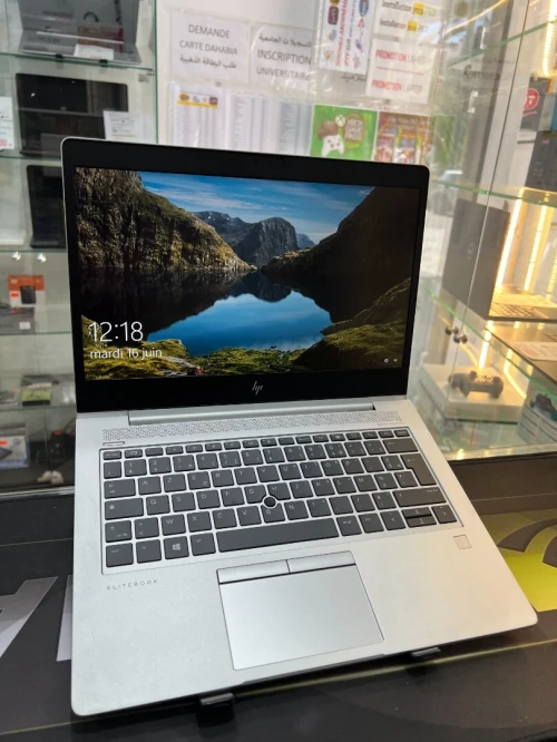 HP ELITEBOOK  Ryzen 3Pro 3300U 8G DDR4 256 SSD