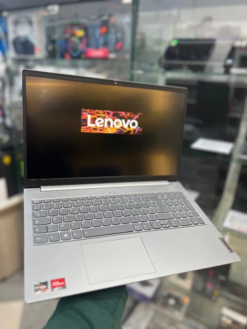 Lenevo Thinkbook 15 ryzen 5 5500u 8G ddr4 512 SSD