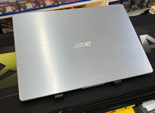 ACER Ryzen 3 3200 u 8G DDR4 128 SSD