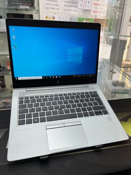 HP ELITEBOOK  Ryzen 3Pro 3300U 8G DDR4 256 SSD