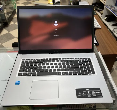 Laptop Acer i3 11ème 8G Ram 256SSD