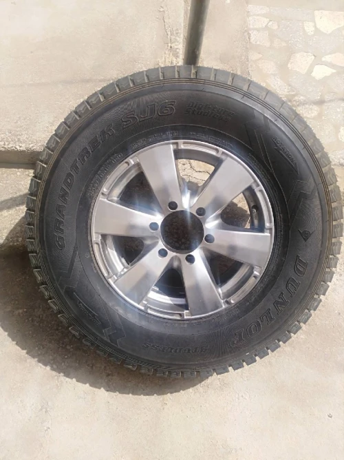 Toyota mitsubishi nissan classe G Hummer 4 roues 