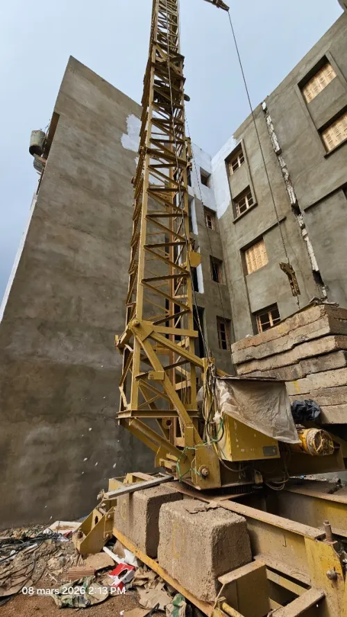 grue potain 215D