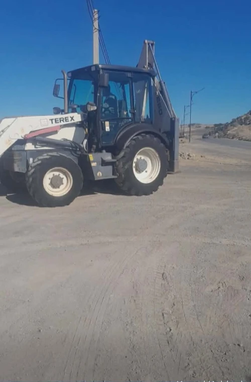 Terex rétro chargeur TEREX 860 2011