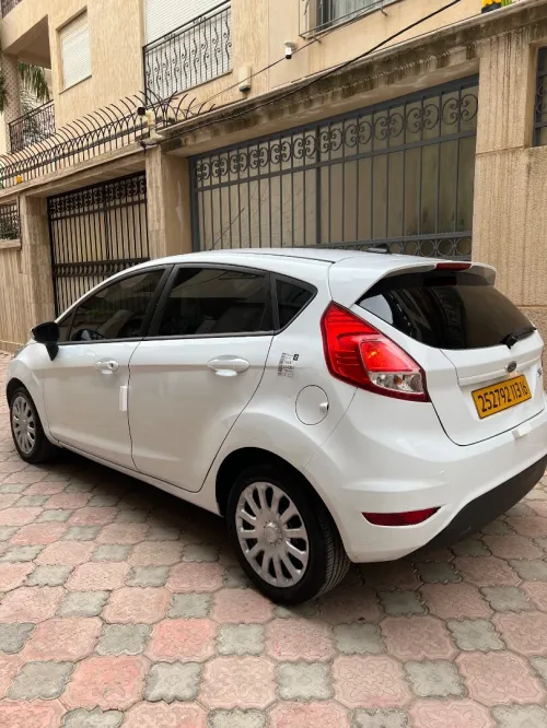 Ford Fiesta 2013 Trend Look