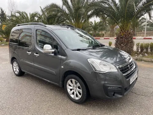 Peugeot Partner 2016 Tepee Allure 