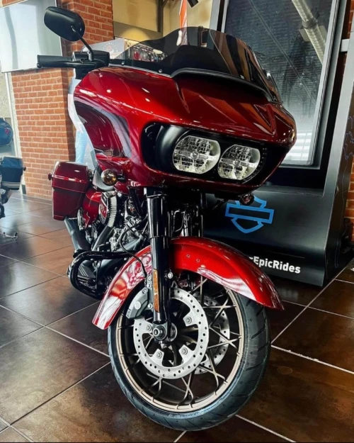 Harley Davidson Road Glide Anniversaire 2024
