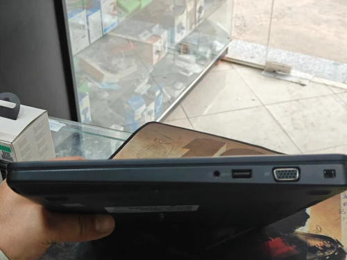 Pc dell altitude 5490 i7 7eme