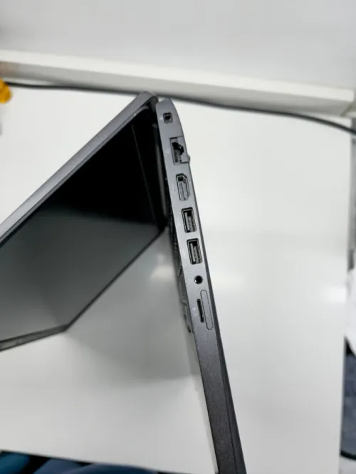 DELL LATITUDE 5500 full hd 8/256