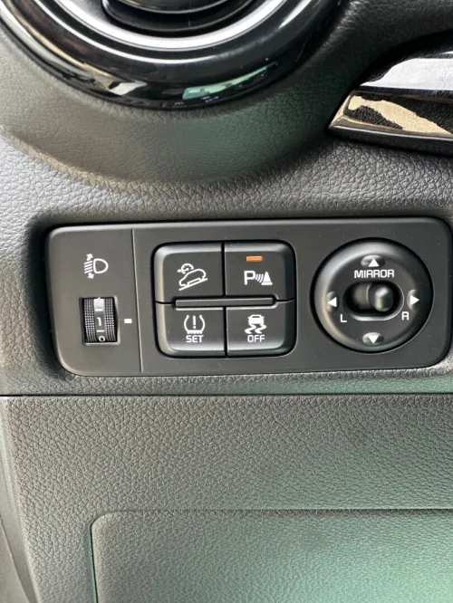 Kia KX1 2025 Avec toit