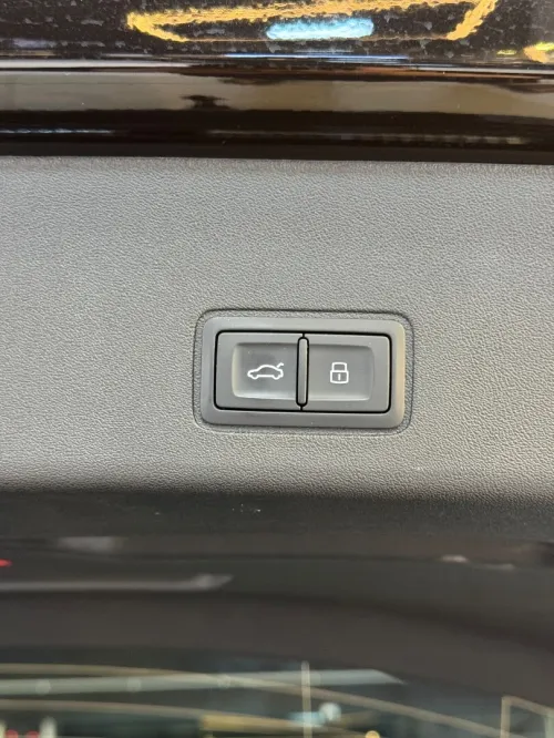 Audi Q3 2026 S LINE