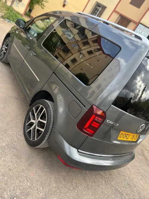 Volkswagen Caddy 2018 Highline