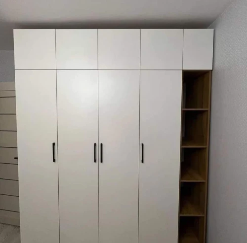 Dressing et placard sur mesure MDF et high gloss