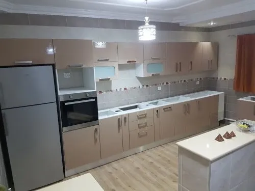 Cuisine Moderne en MDF-High Gloss