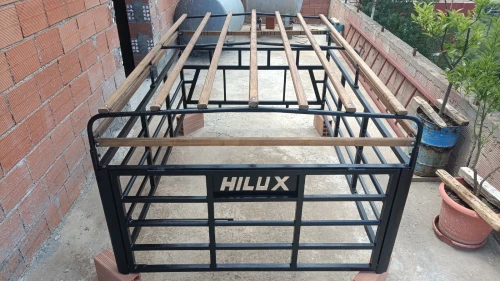 Ridelles+Bache très bonne qualité TOYOTA HILUX  ريدال +باش خشين نوعية جيدة و جديد TOYOTA HILUX