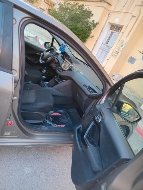 Peugeot 208 2013 Active